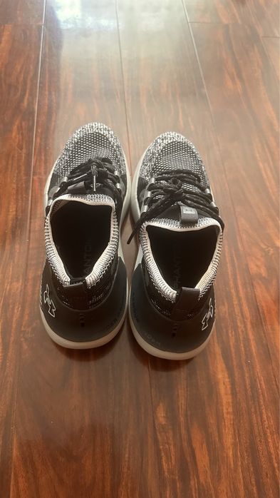 Кроссовки UNDER ARMOUR новый