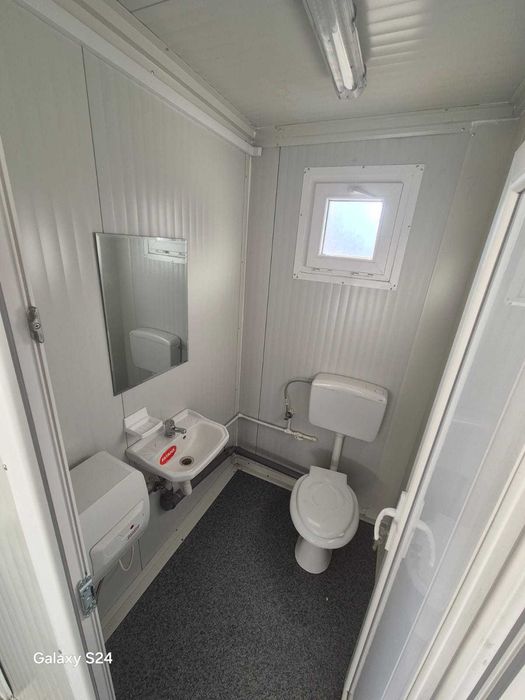 Vand 2 bucati Container comercial modular 20FT placat cu acubond.