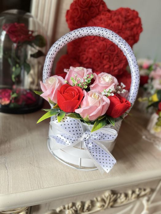 Sovunli gullar bayramga