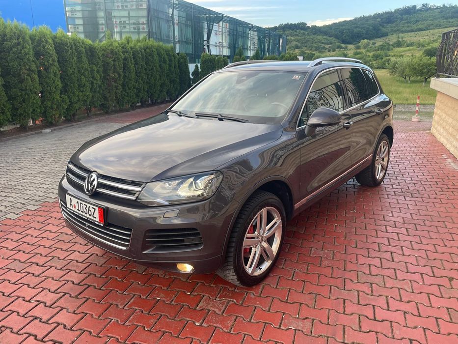 VOLKSWAGEN Touareg 2011