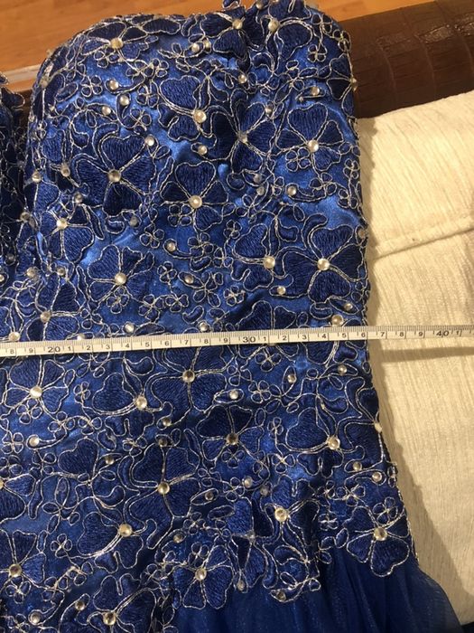 Бална рокля