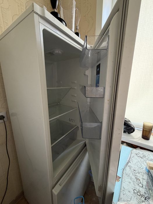 Холодильник beko