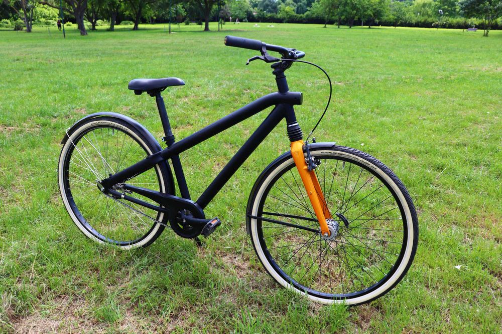 Bicicletă oraș VanMoof F6 Custom, Neagră, Roți 28, Furcă Bontrager monoshock
