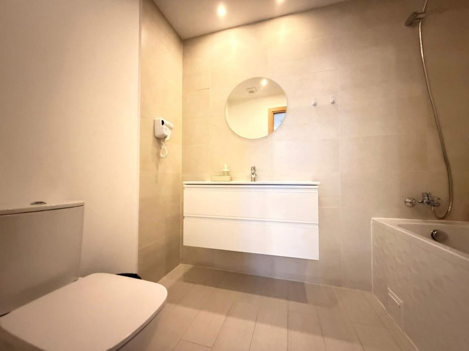Apartament 3 camere 2 bai