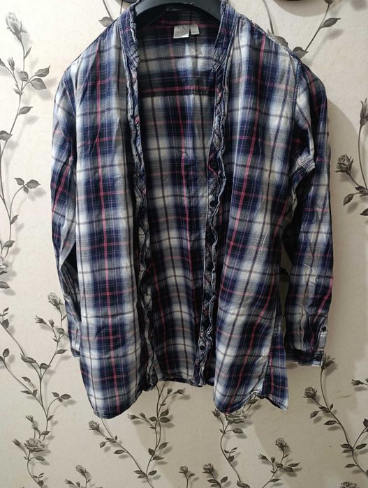 Продавам ризи S/M размер