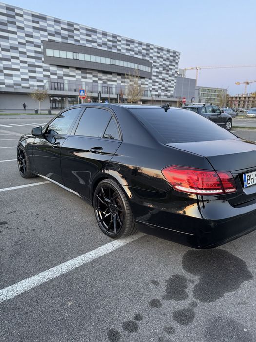 Mercedes-Benz E Class W212