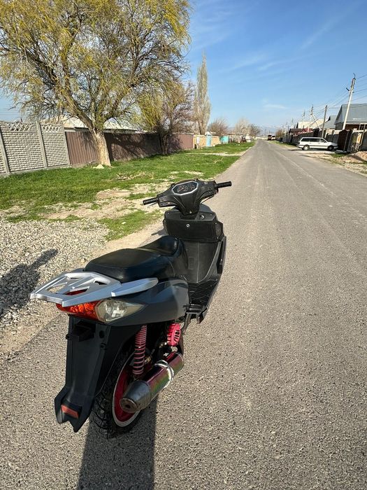 Скутер ракер 150