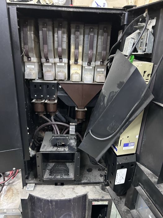 Кофе машина,………..