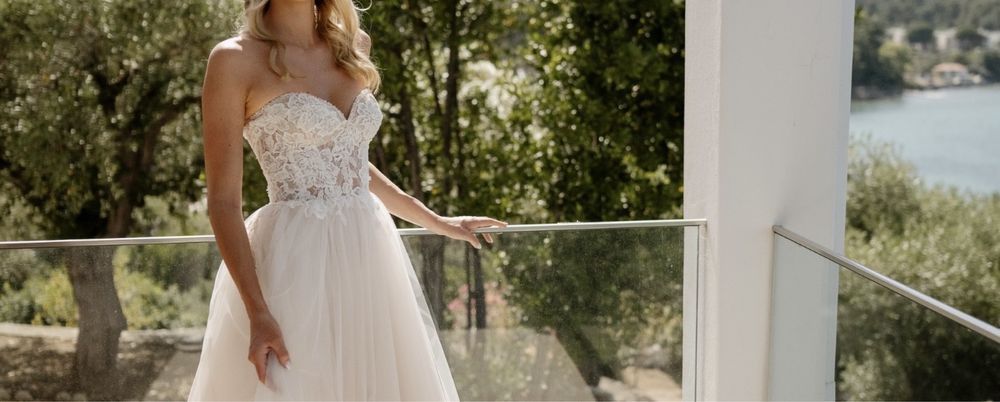 Vand rochie de mireasa