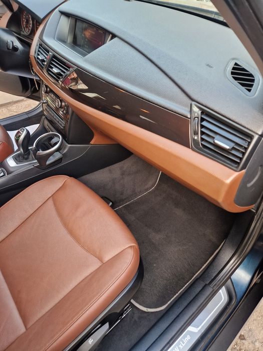 Curățare igienizare interioare auto canapele colțare saltele fotolii