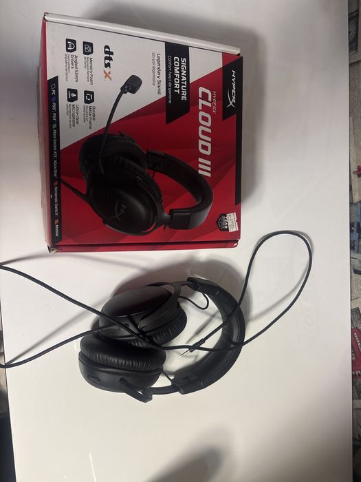 Продам наушники hyper x