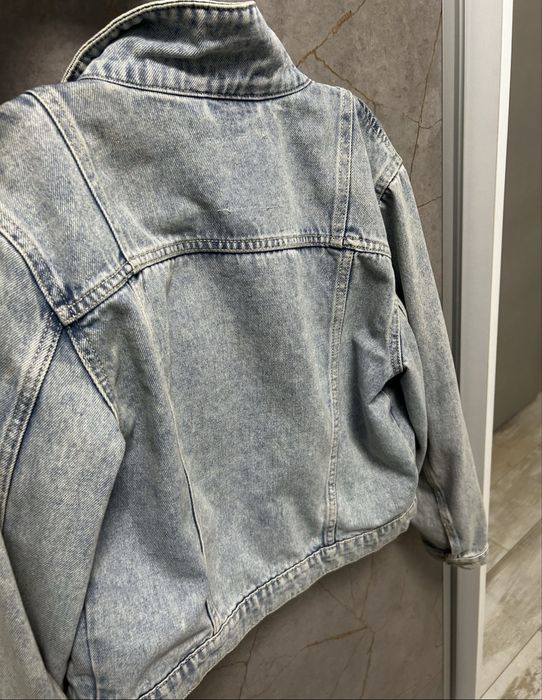 Чисто ново дънково яке елегантно