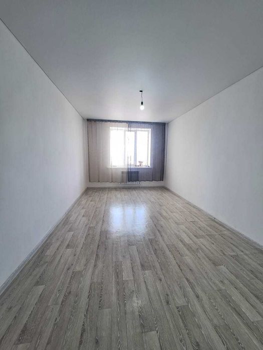 Продаётся 2 комн. квартира, район Детская больница.