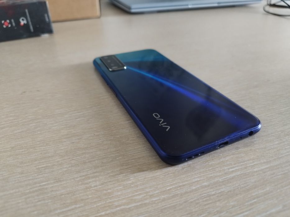 Vivo Y20 продам телефон