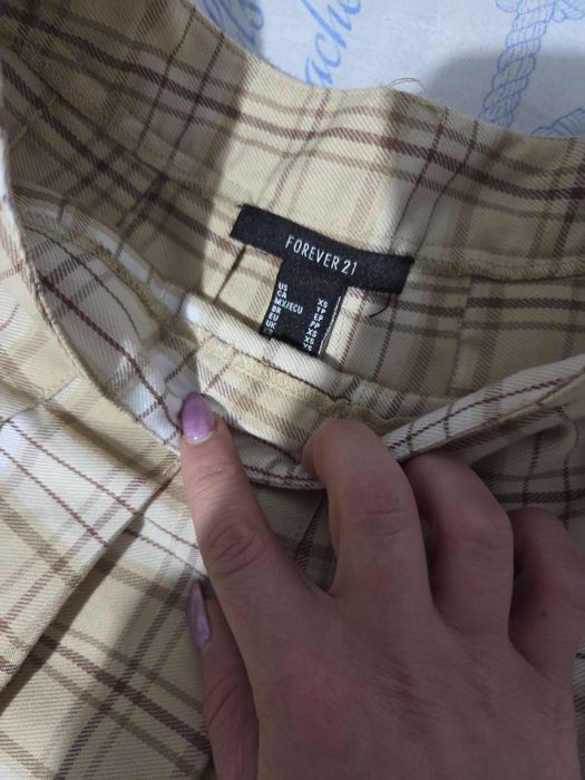 Плисирана карирана пола