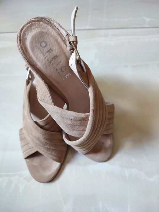 Намаление! Toska blue, Crishelen, Aquamarin, Ingiliz и др, пролетни, л