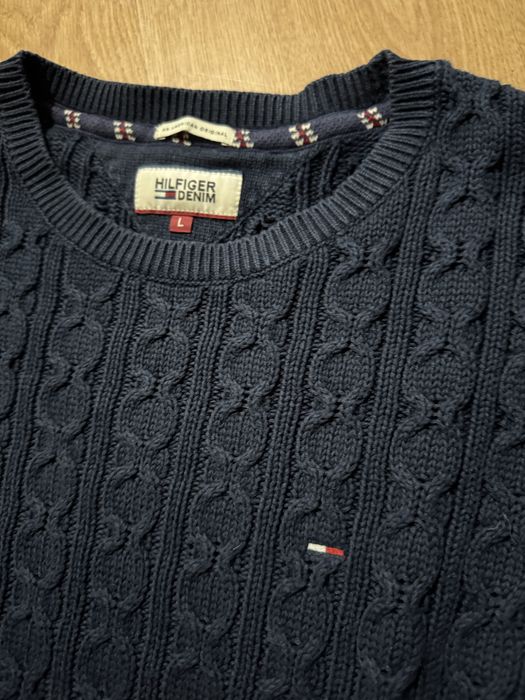 Мъжки оригинален пуловер на Tommy Hilfiger Размер L