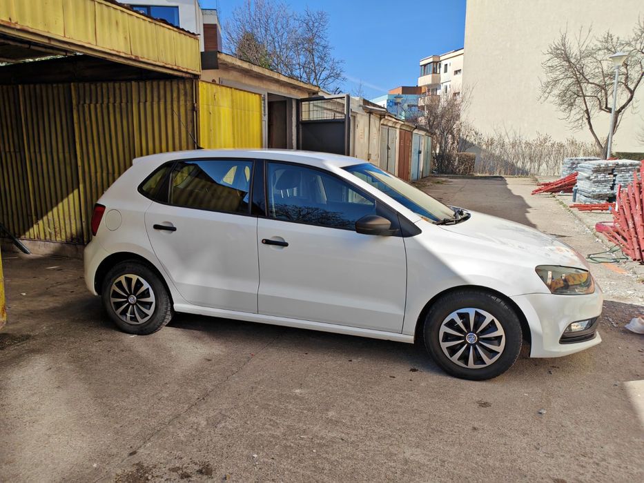 Vand  Volkswagen Polo 2015