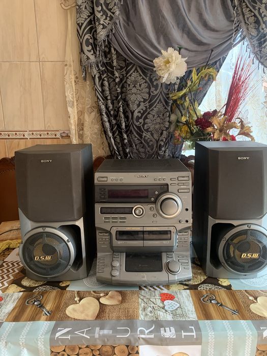 Combina radio casetofon sony