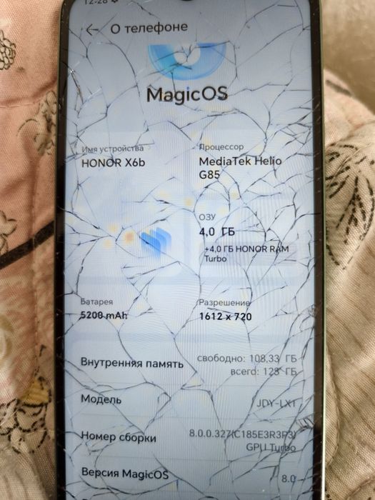 Продам телефон honorx6b