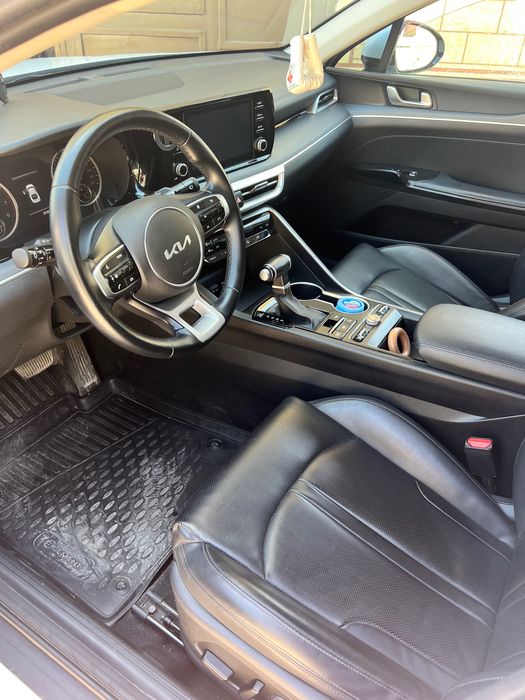 Kia K5 2023 — 4