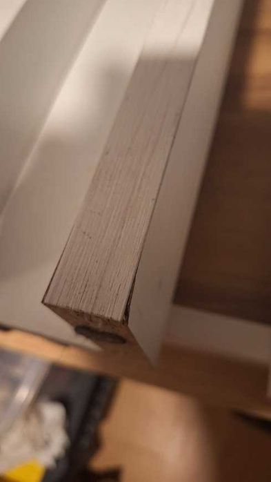 Трапезна маса MARKSKEL от JYSK