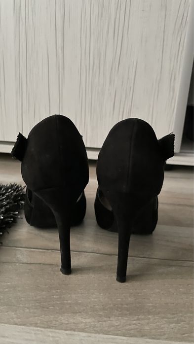 Sandale negre 37.