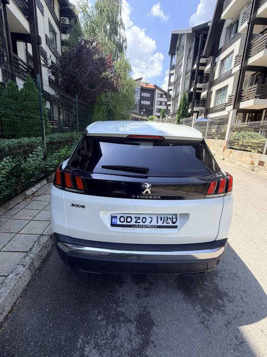 Продавам Peugeot 3008