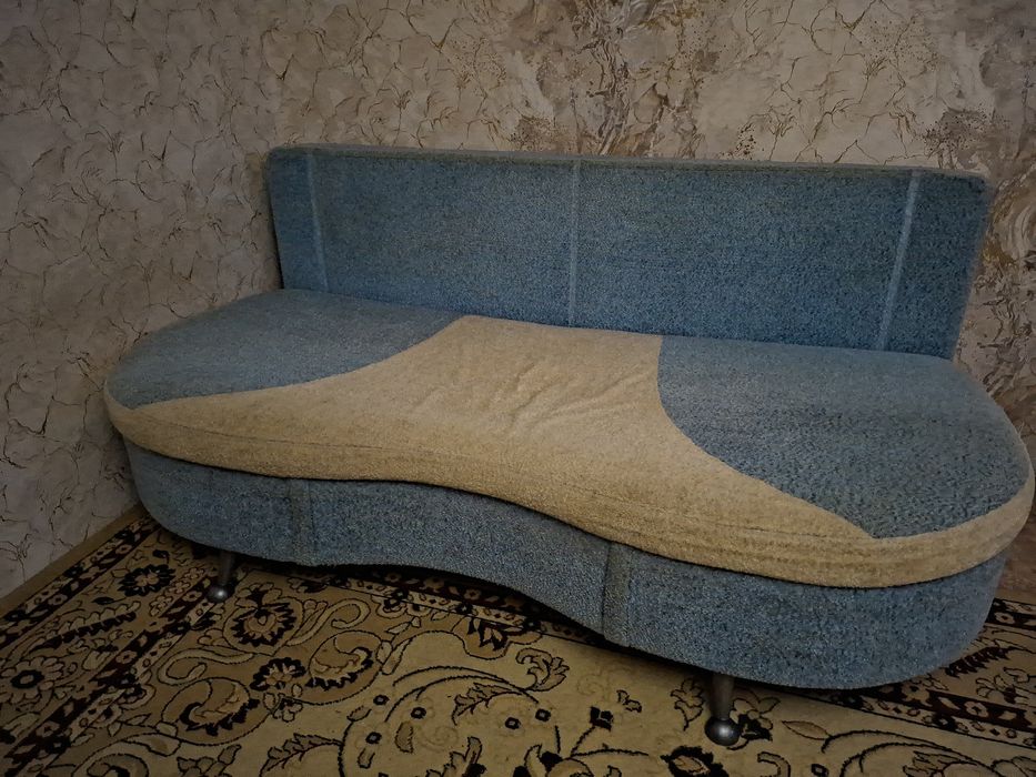 Срочно продам 2 дивана