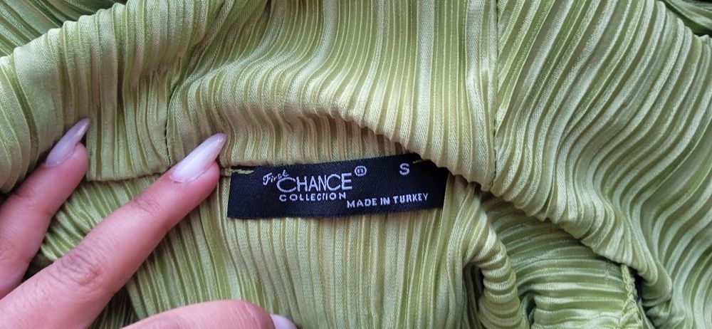 Продам спортивный костюм