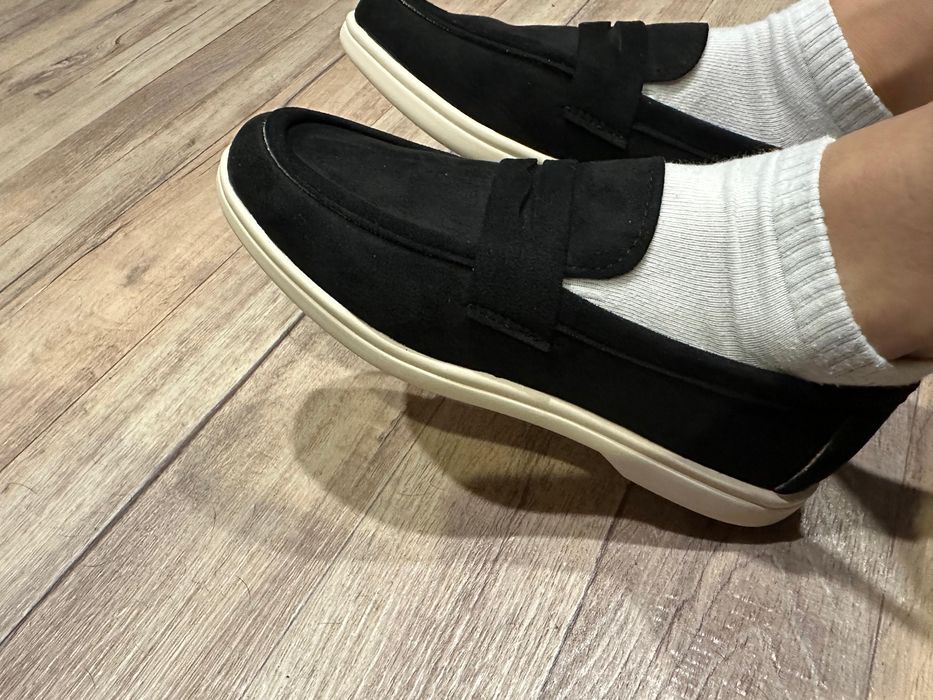 Продам новую обувь