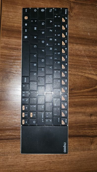 Tastatura wireless cu touchpad Rapoo Blade noua dimensiuni mici pt TV