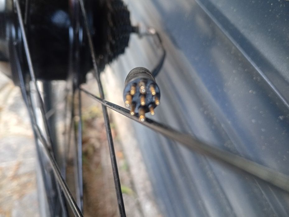 Vând roata cu motor bicicletă electrica