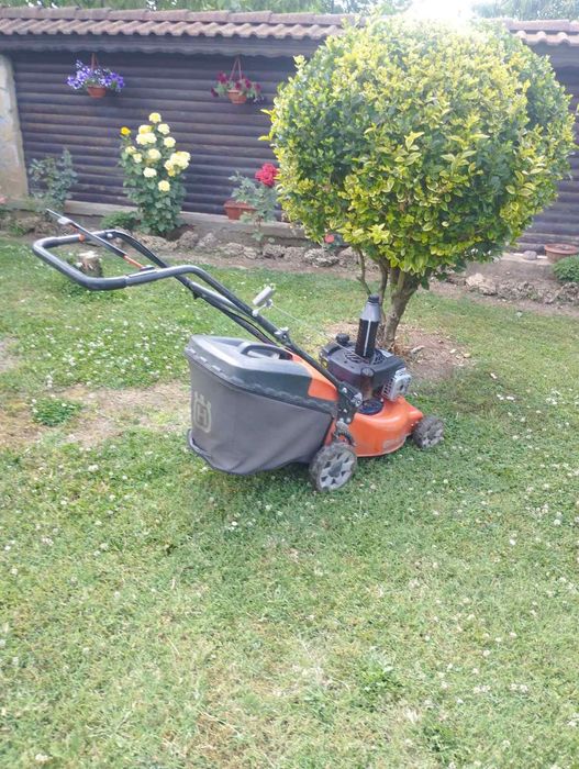 Моторна косачка Husqvarna LC140