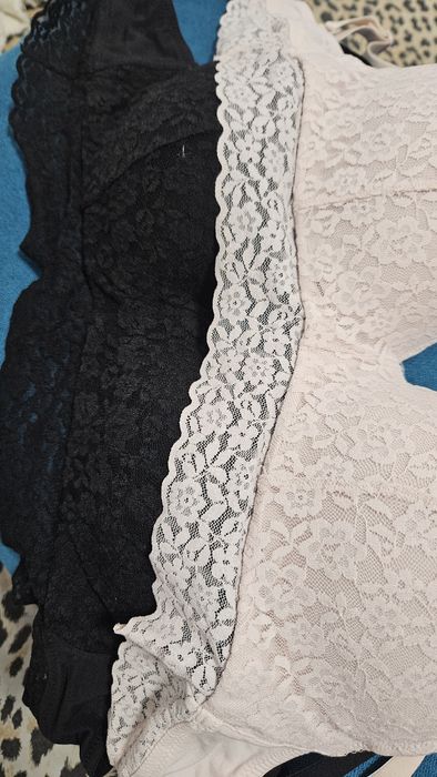 Set 2 sutiene alăptare căptușite noi, H&M 75B