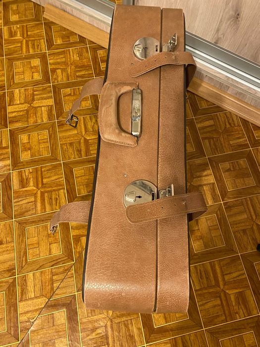 Чемодан кожаный (СССР)