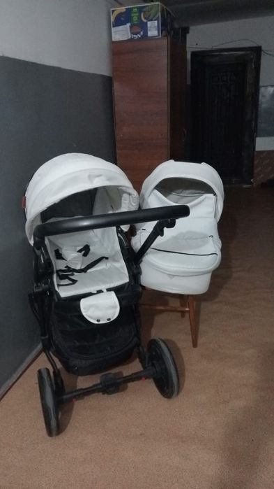Продается коляска