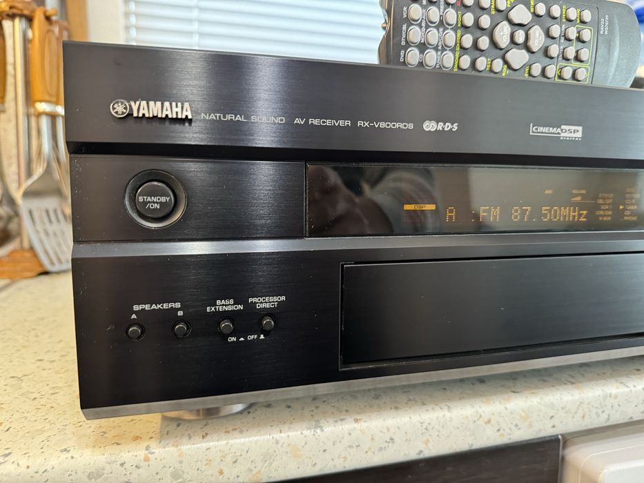 Yamaha RX-V800rds