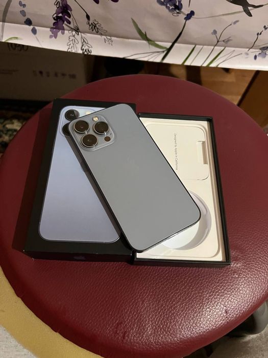 Айфон 13про в хорошем состоянии