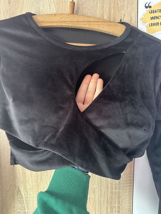 Кожена пола и велурен топ ‼️Нови М размер