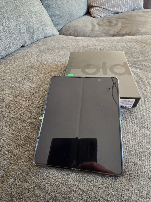 Самсунг Z Fold 4 НОВ ДИСПЛЕЙ+ протектор