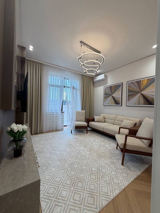 Парисьен Новостройка Двухуровневая 5-ти комнатная