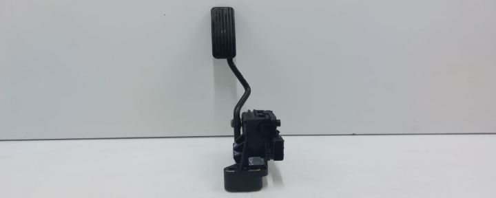 Pedala acceleratie 9158010 Opel Astra H seria