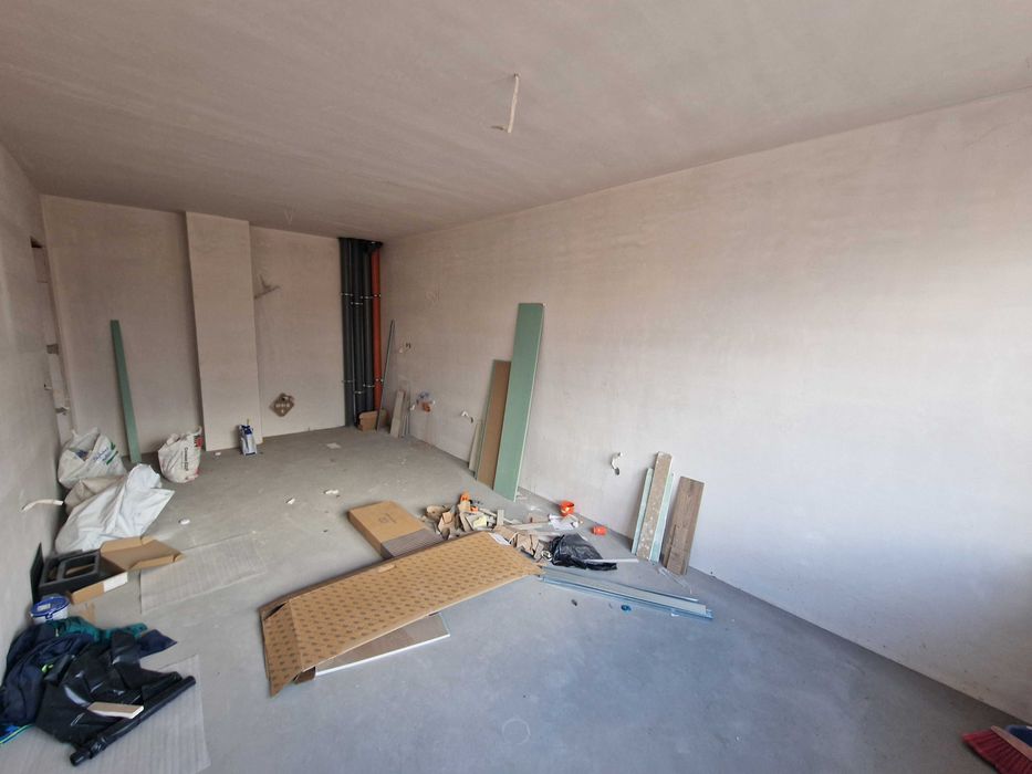 Тристаен апартамент за продажба в кв. Струмско, гр. Благоевград