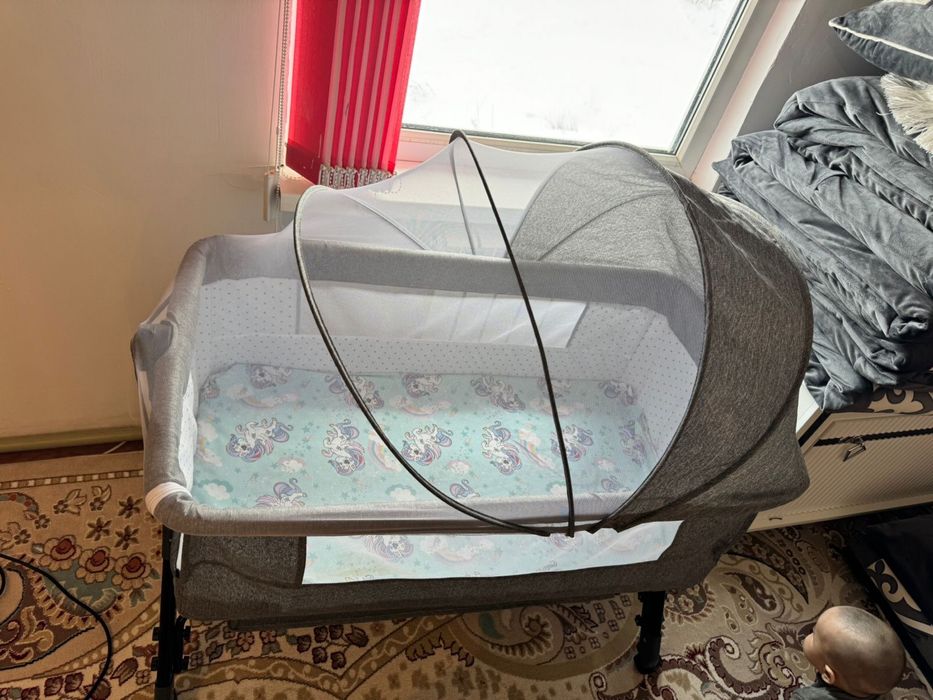 Манеж-кровать детский