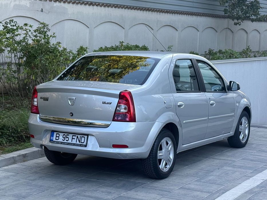 Dacia Logan Prestige  1.6 16v Benzina 105 Cp Unic proprietar AC
