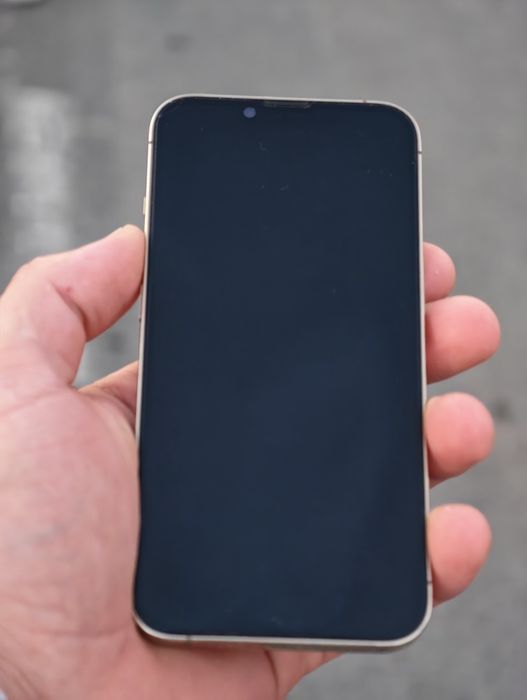 iPhone 13 pro in stare foarte bună