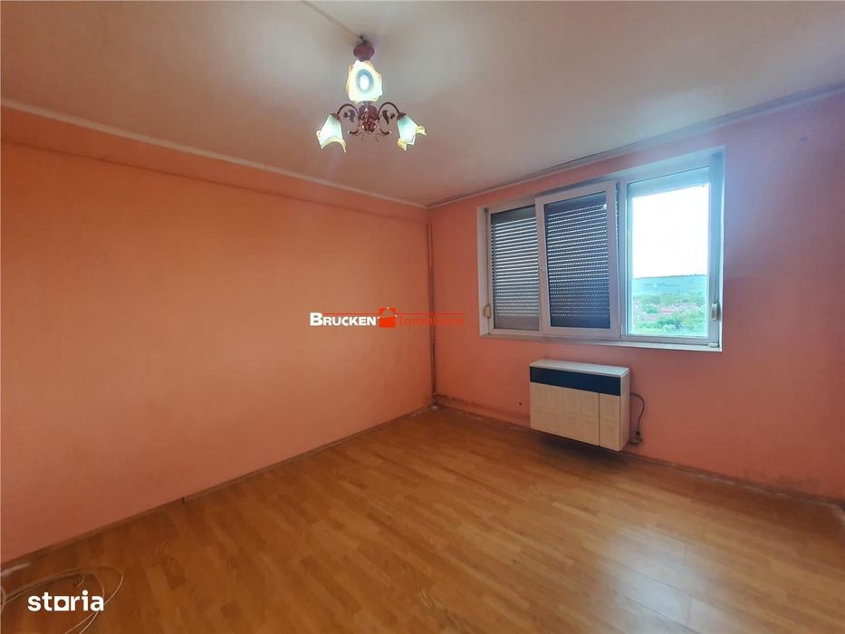 Garsoniera de vanzare