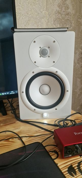 Yamaha hs8w pair