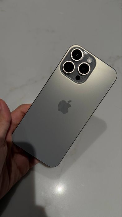 Продам свой Iphone 15 Pro Max 256gb Natural в идеальном состаяние